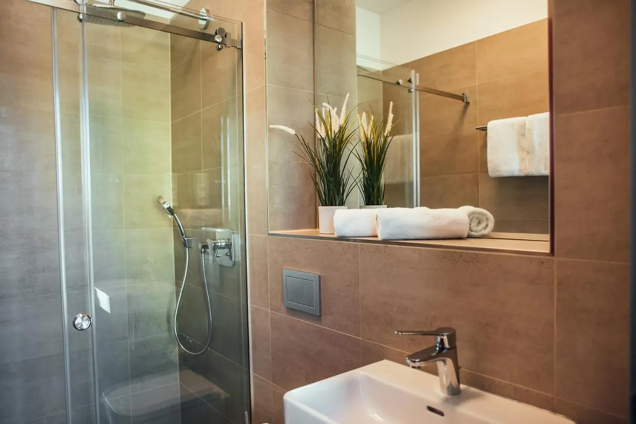 The Rix Studios & Suites Near Sbahn Neukolln Berlin Almanya