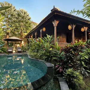  Villa Kawan Antique Indonésie